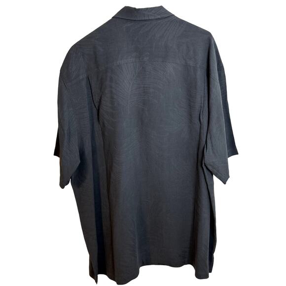 Tommy Bahama Silk Hawaiian Button Up Shirt Mens Size XL Navy Gray Resort Golf - Picture 2 of 6